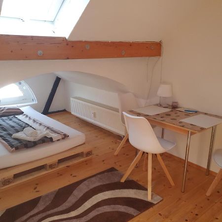 Hotel, Ferienwohnung, Zimmer Bad Driburg Ngoại thất bức ảnh